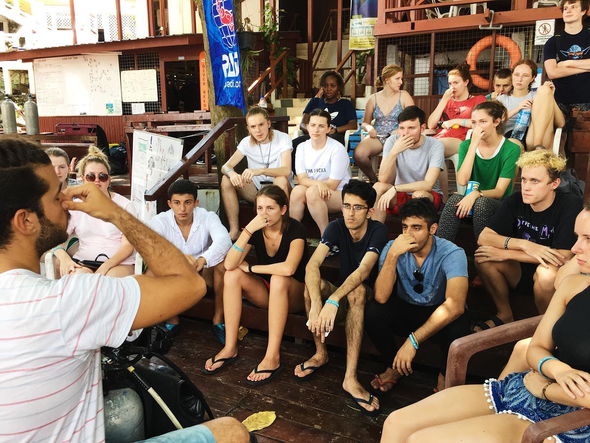 Pulau Perhentian Kecil Quiver Dive Team Perhentian Dorm מראה חיצוני תמונה
